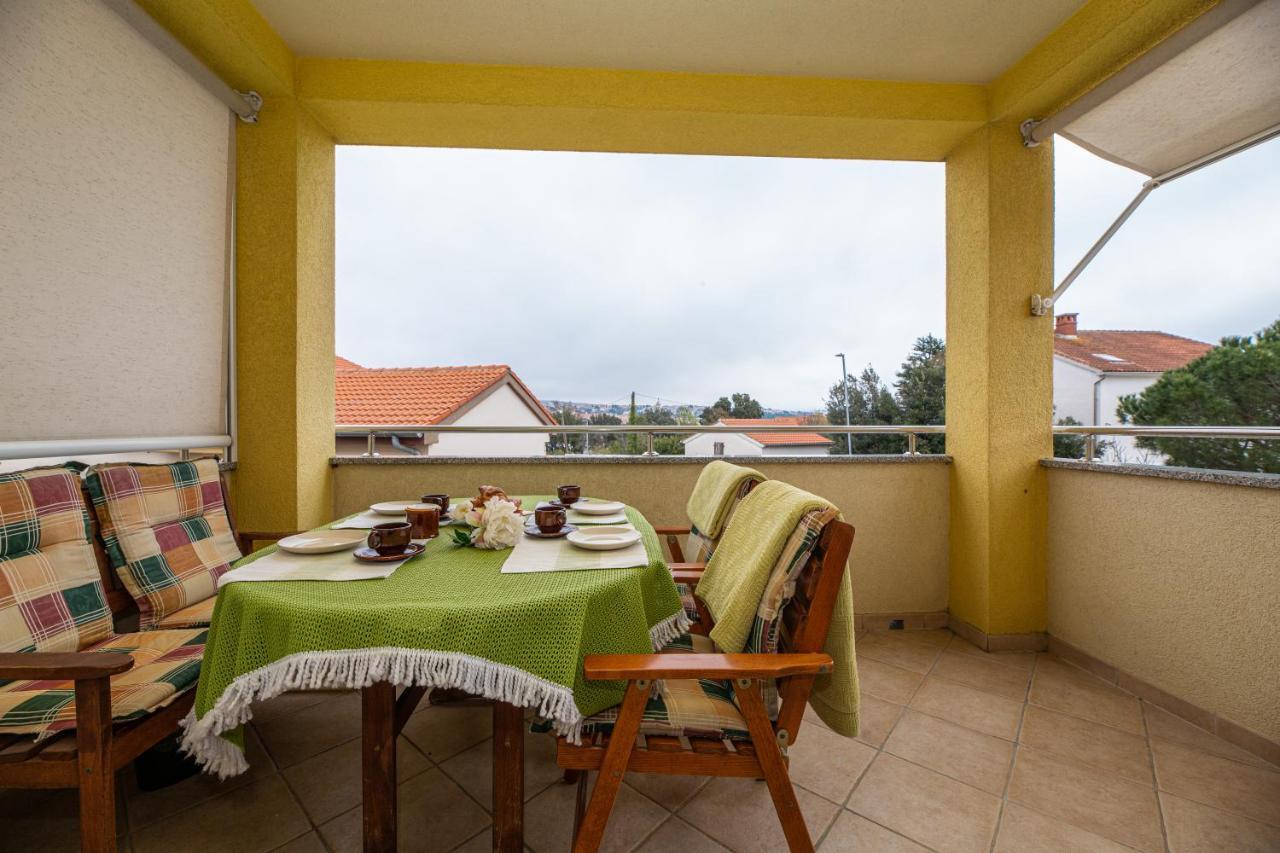 קרק Golden Hope 4+1 Apartment Krk מראה חיצוני תמונה