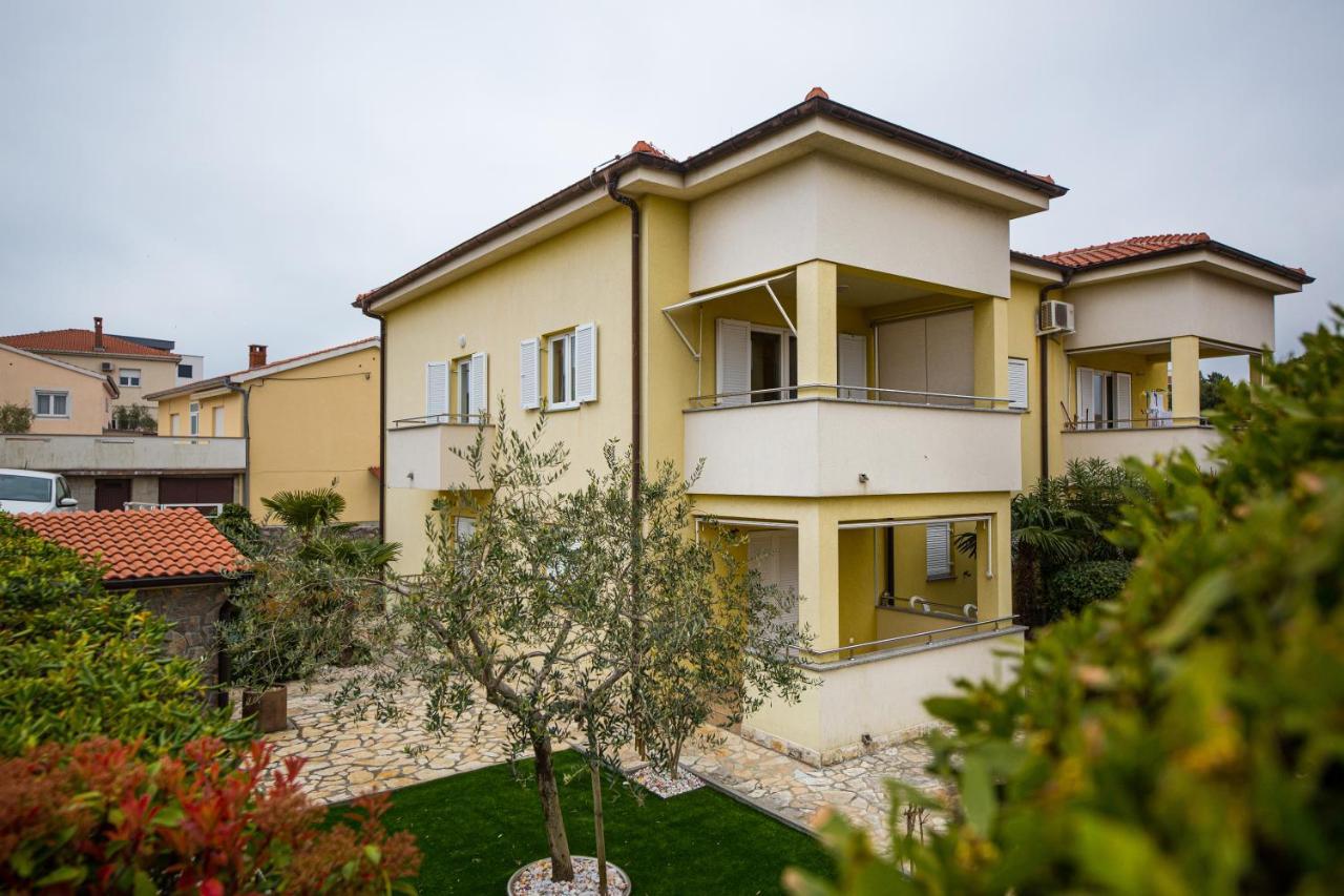קרק Golden Hope 4+1 Apartment Krk מראה חיצוני תמונה